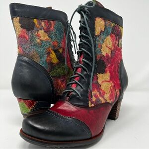 L'ATISTE Multicolor Lace-Up Boots